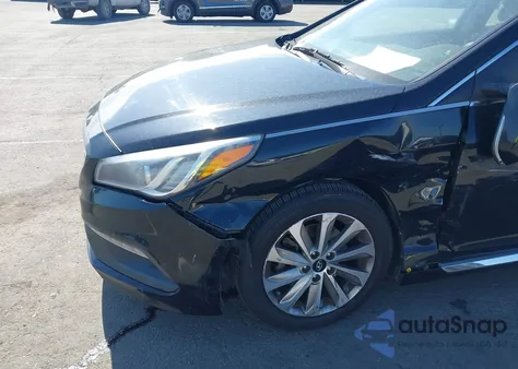 2015 Hyundai Sonata Sport z USA, uszkodzony, nr VIN 5NPE34AF1FH052496